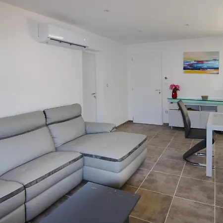 3 Bedroom Beautiful In Holiday home