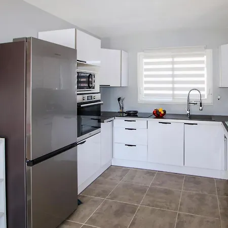 Holiday home 3 Bedroom Beautiful In *